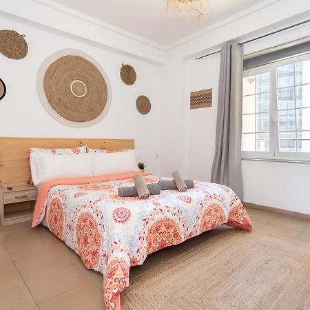 Big Room Happy Alicante Bagian luar foto