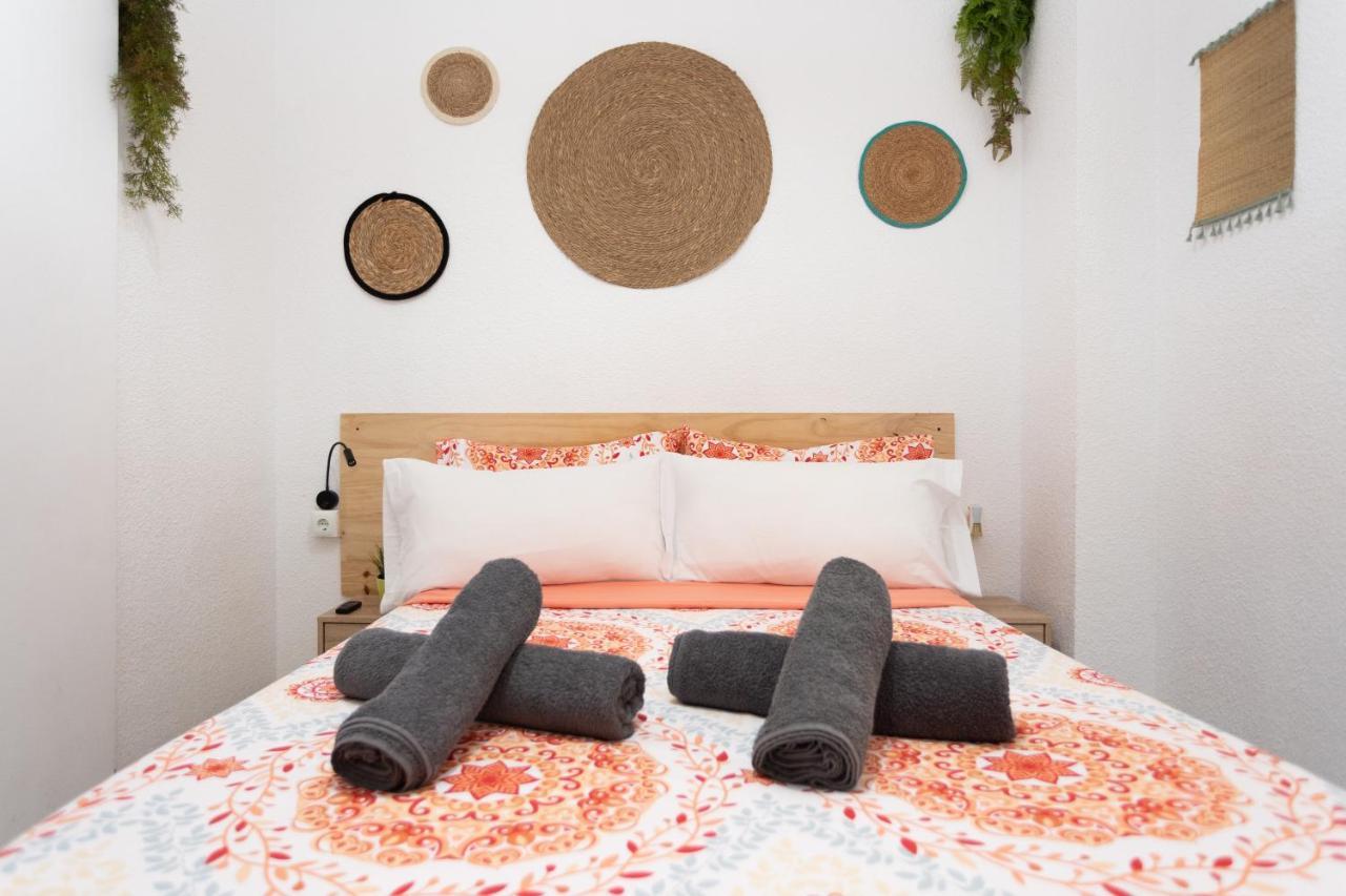 Big Room Happy Alicante Bagian luar foto