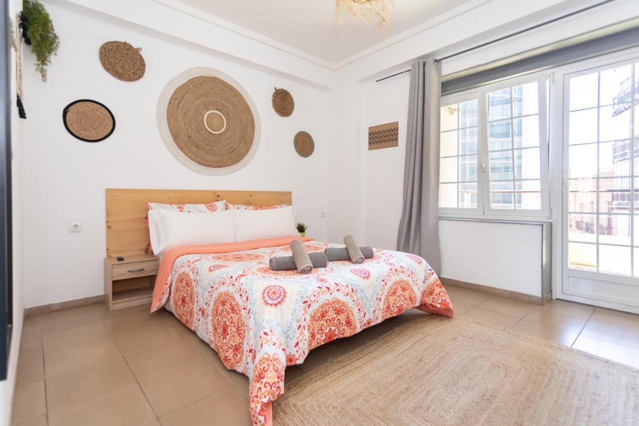 Big Room Happy Alicante Bagian luar foto